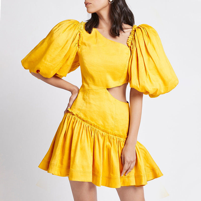 Robe de Style Vacances avec Design Plissé et Épaule Oblique - Printemps Nouveau