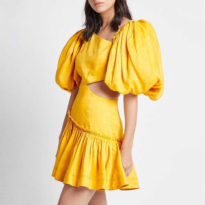 Robe de Style Vacances avec Design Plissé et Épaule Oblique - Printemps Nouveau